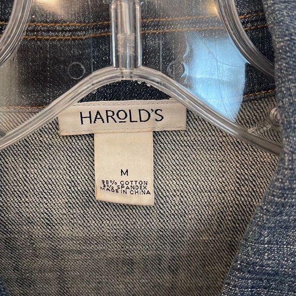 Harold’s cropped Jean jacket size medium - Picture 2 of 5